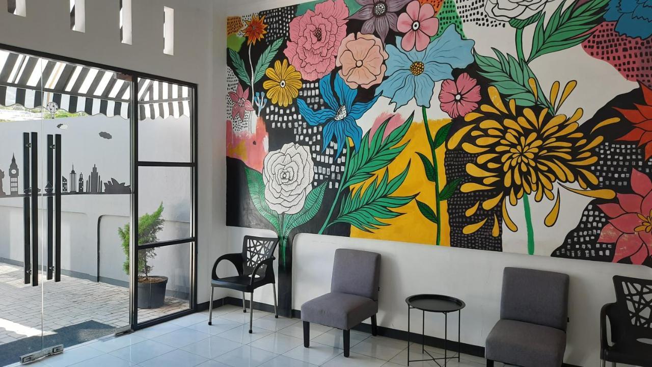 Cozy Stay Kupang Kupang  Exterior photo