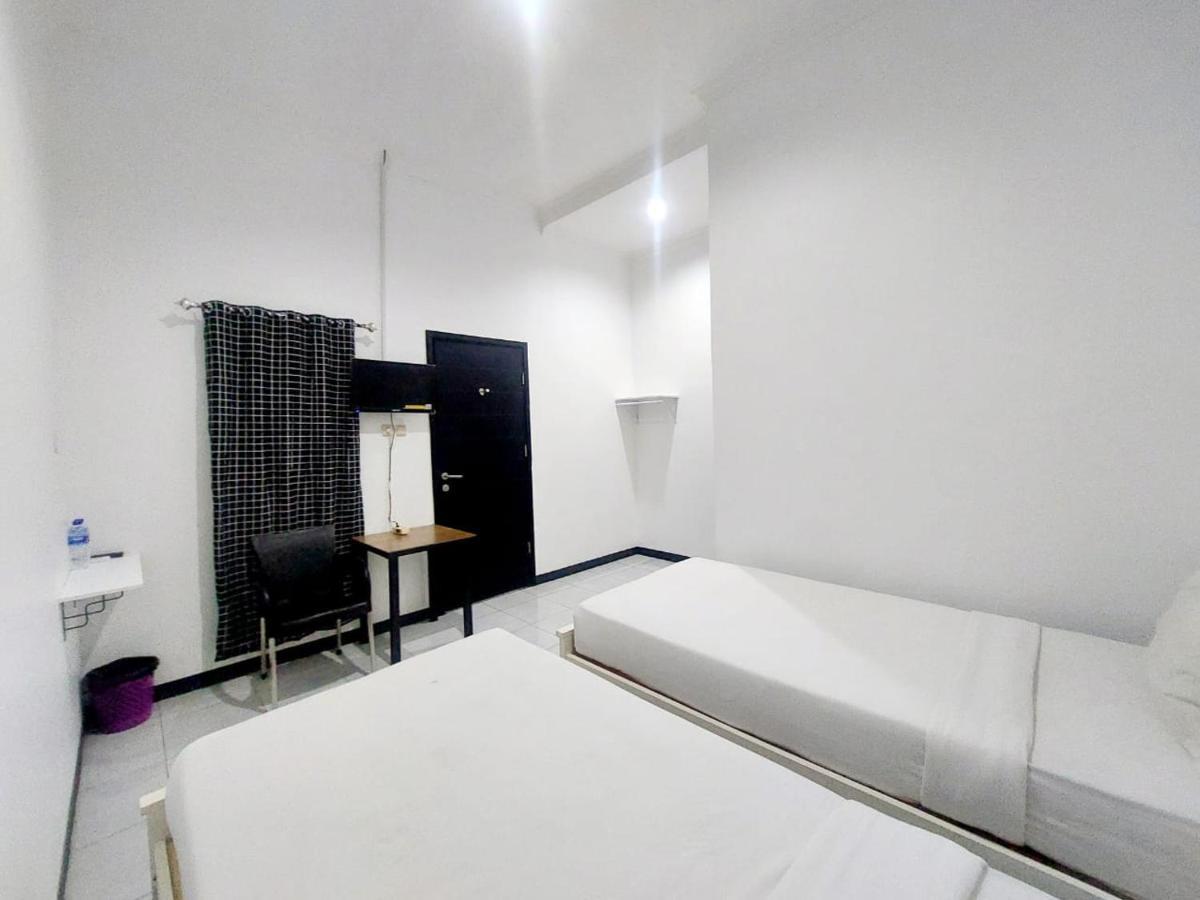 Cozy Stay Kupang Kupang  Exterior photo